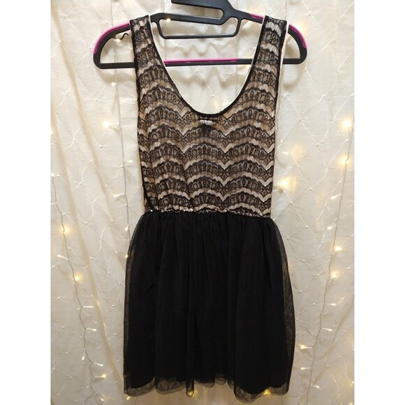 RUE 21 WOMENS MEDIUM BLACK NUDE LACE TUELLE DRESS MINI COCKTAIL PARTY SEXY FLOWY - Picture 7 of 9